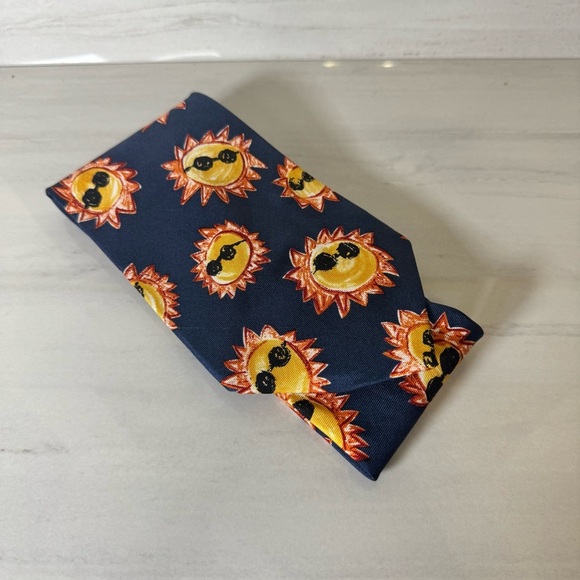 Vibrant Blue and Orange Sun 🌞 Tie - Picture 1 of 2